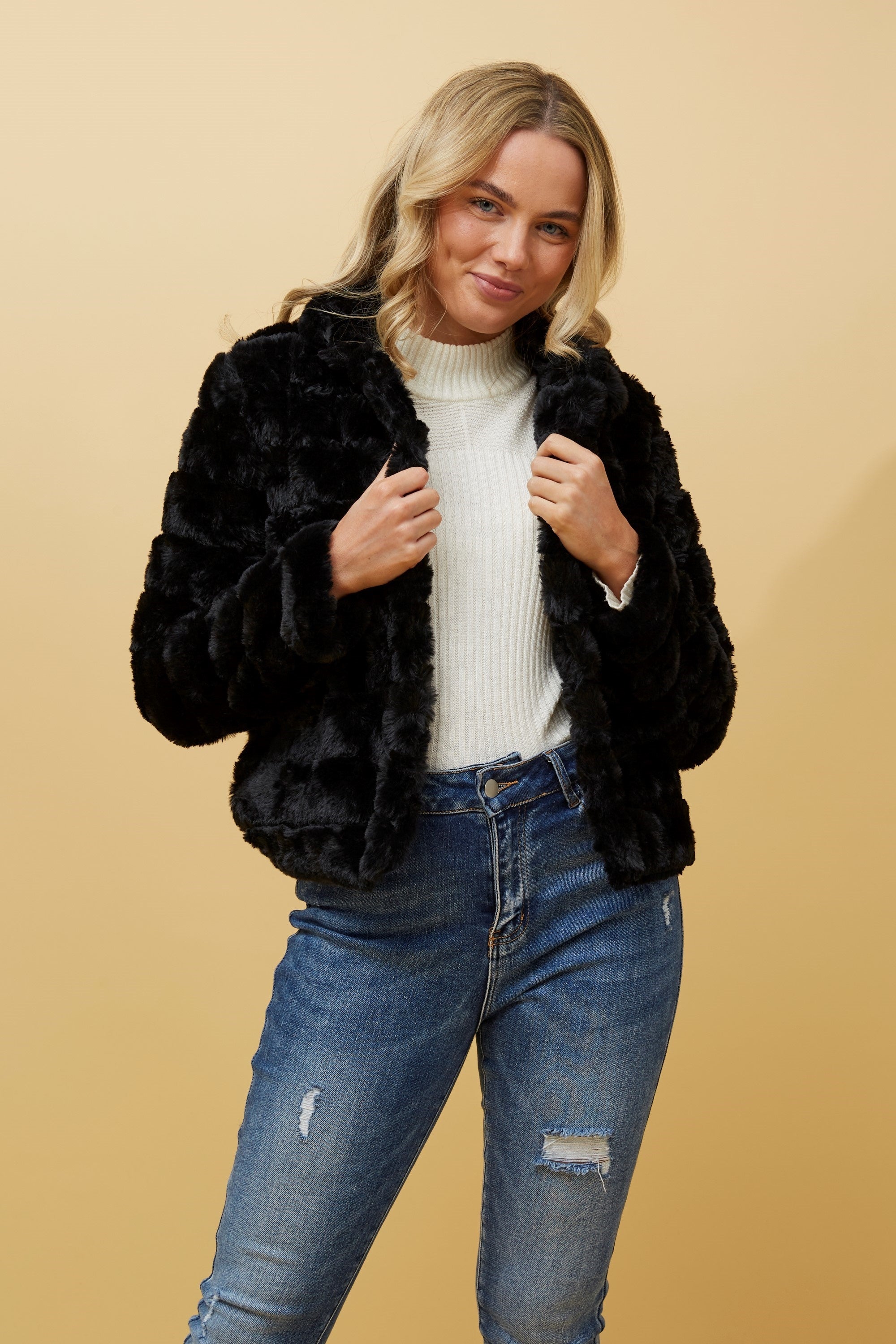 MOSCOW FAUX FUR JACKET – Carla Milani