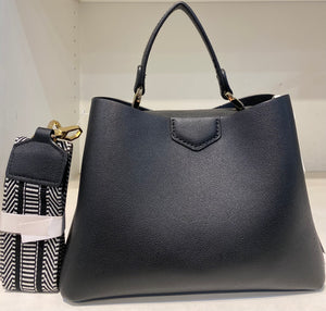 Small Semi Structured Handbag With Contrast Strap