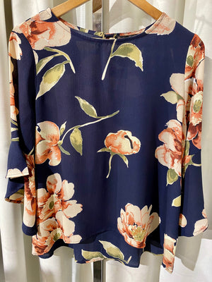 Floral Print Bell Sleeve Top