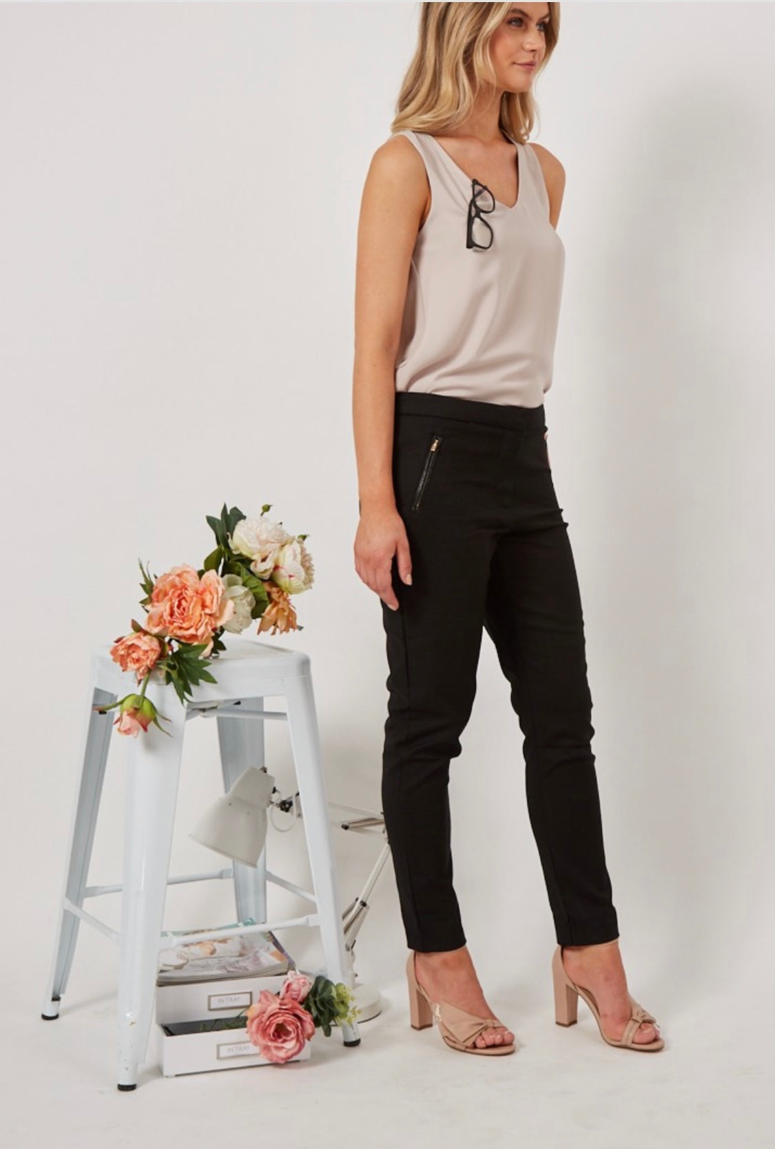 PU TRIM POCKET PANTS
