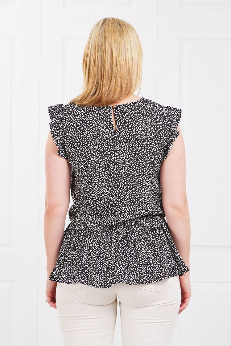 ANIMAL PRINT FRILL HEM TOP
