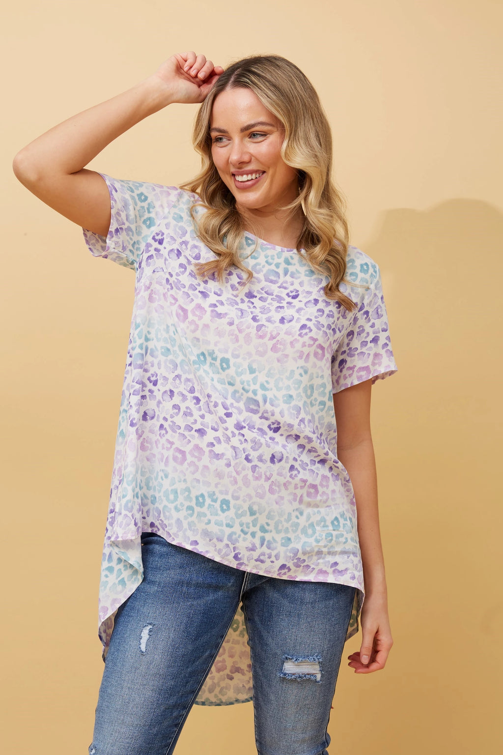 ANIMAL PRINT HI LOW HEM TOP