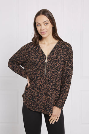 ANIMAL PRINT ZIPPER TOP