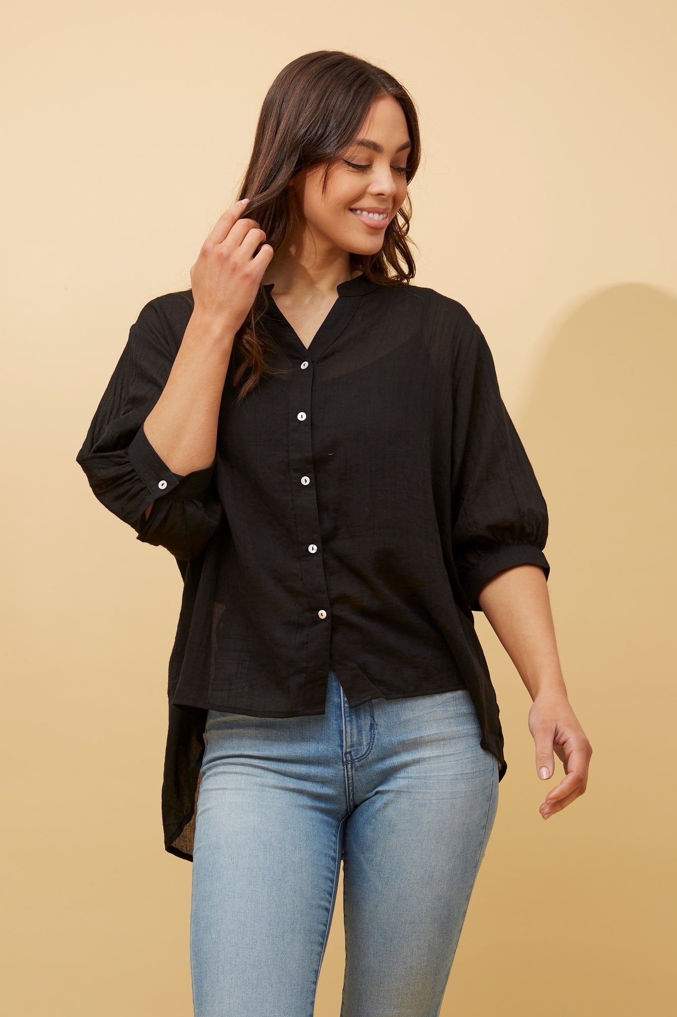 BUTTON UP SHIRT