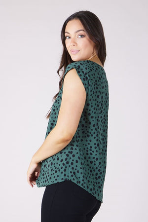 CHEETAH PRINT SHELL TOP