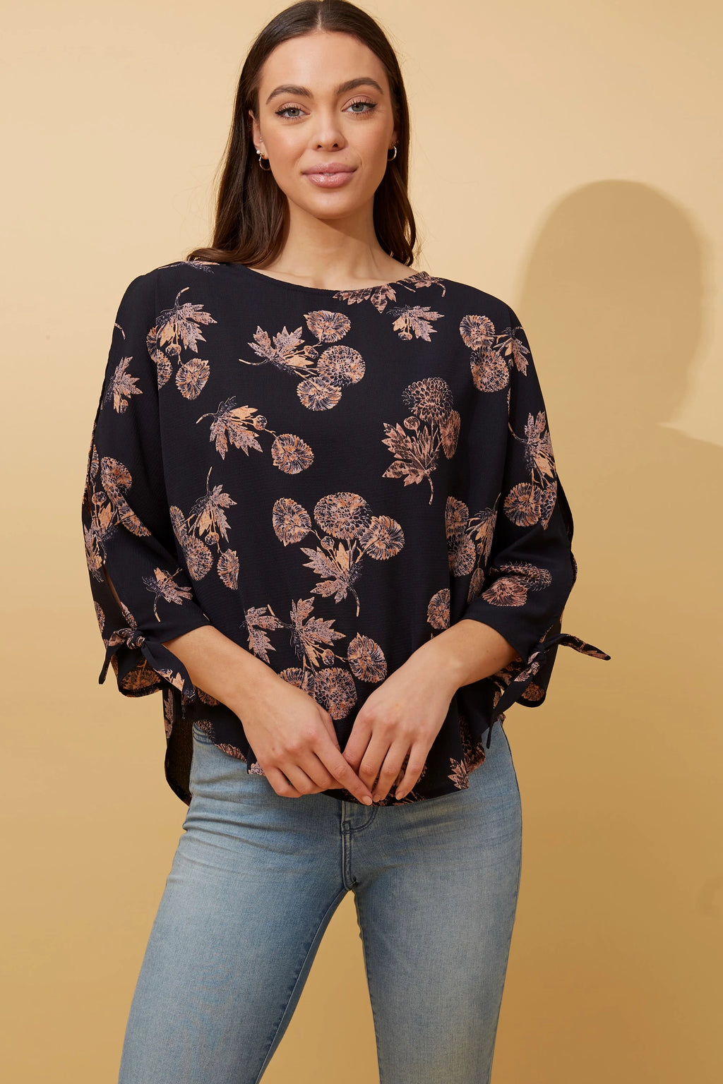 DANDELION COLD SHOULDER TOP