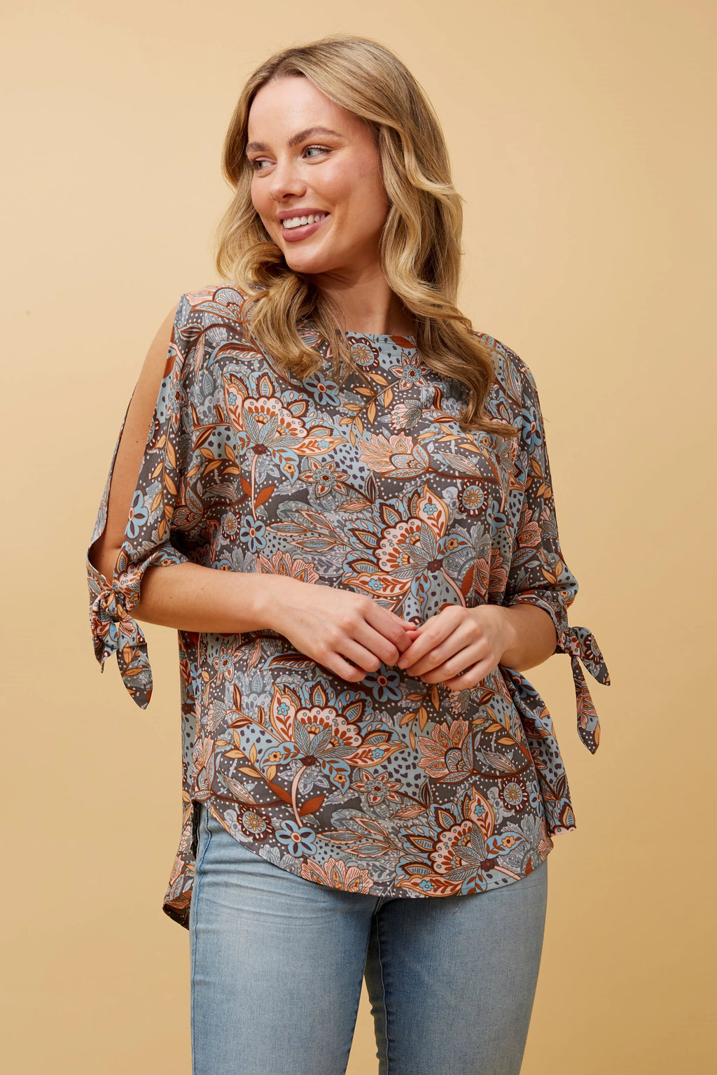 FLORAL COLD SHOULDER BLOUSE