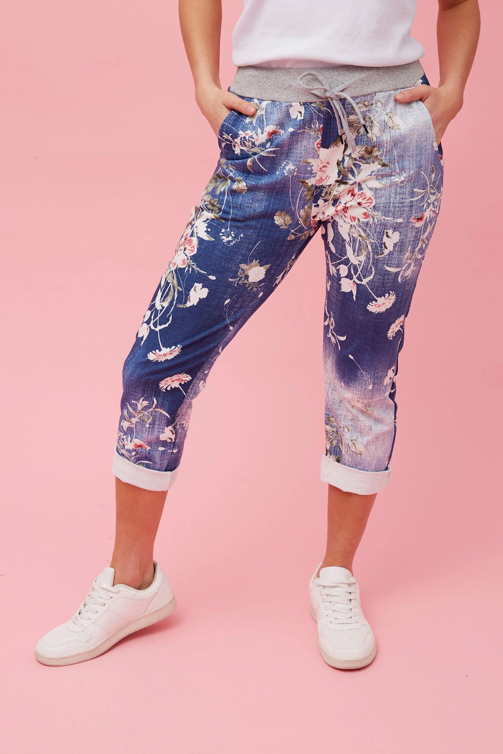 FLORAL JOGGER