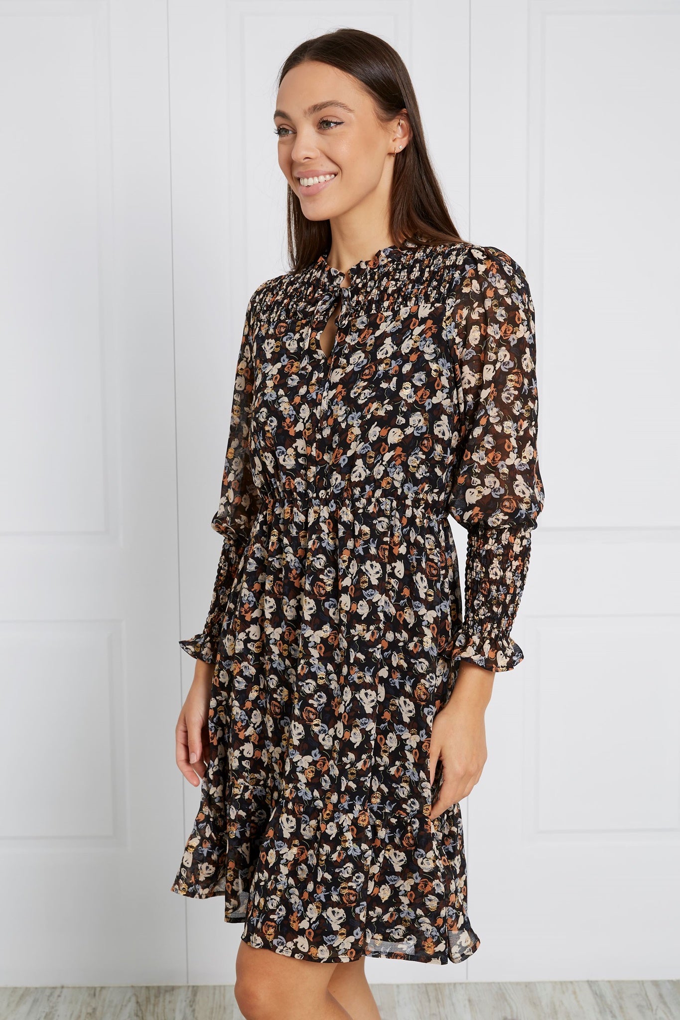 HIGH NECK FLORAL SHORT DRESS