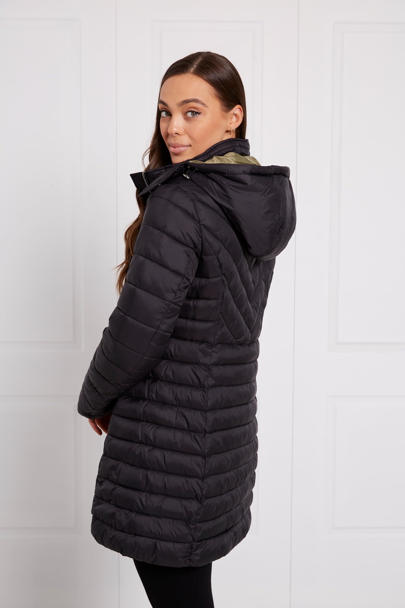 HOODED PUFFER COAT