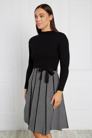 LONG SLEEVE RIB KNIT DRESS