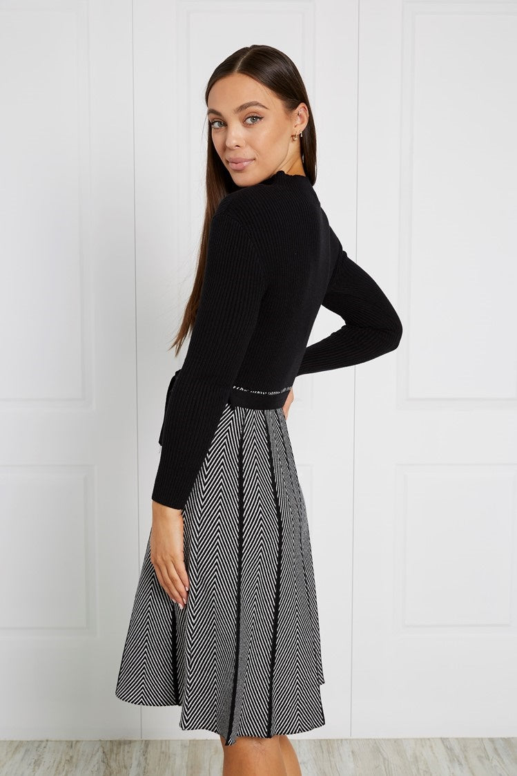 LONG SLEEVE RIB KNIT DRESS