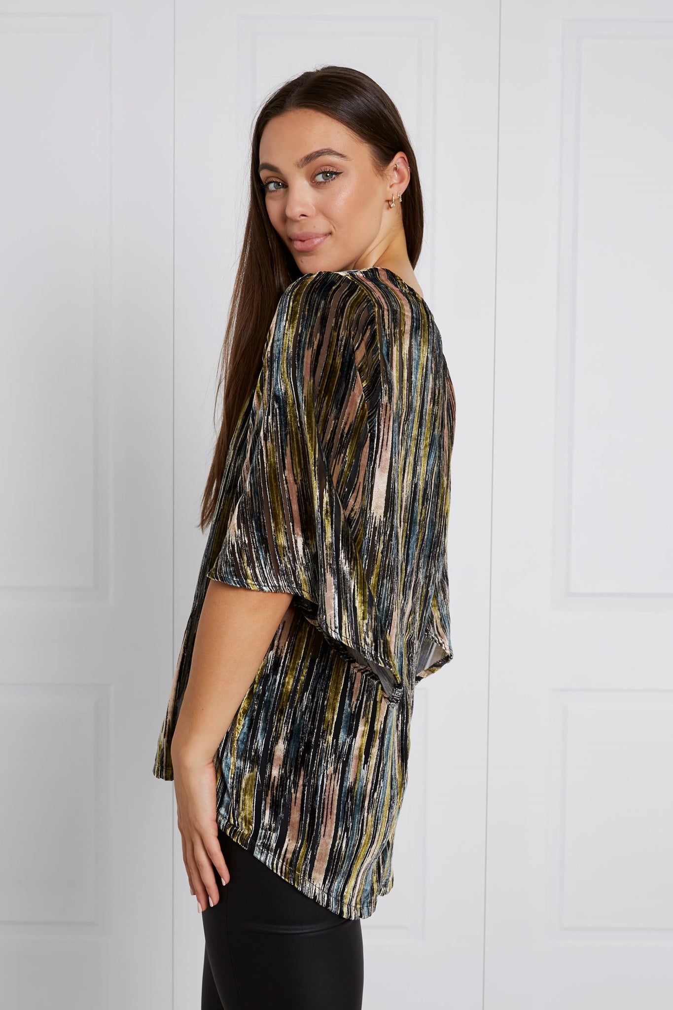 MULTI STRIPE VELOUR TOP