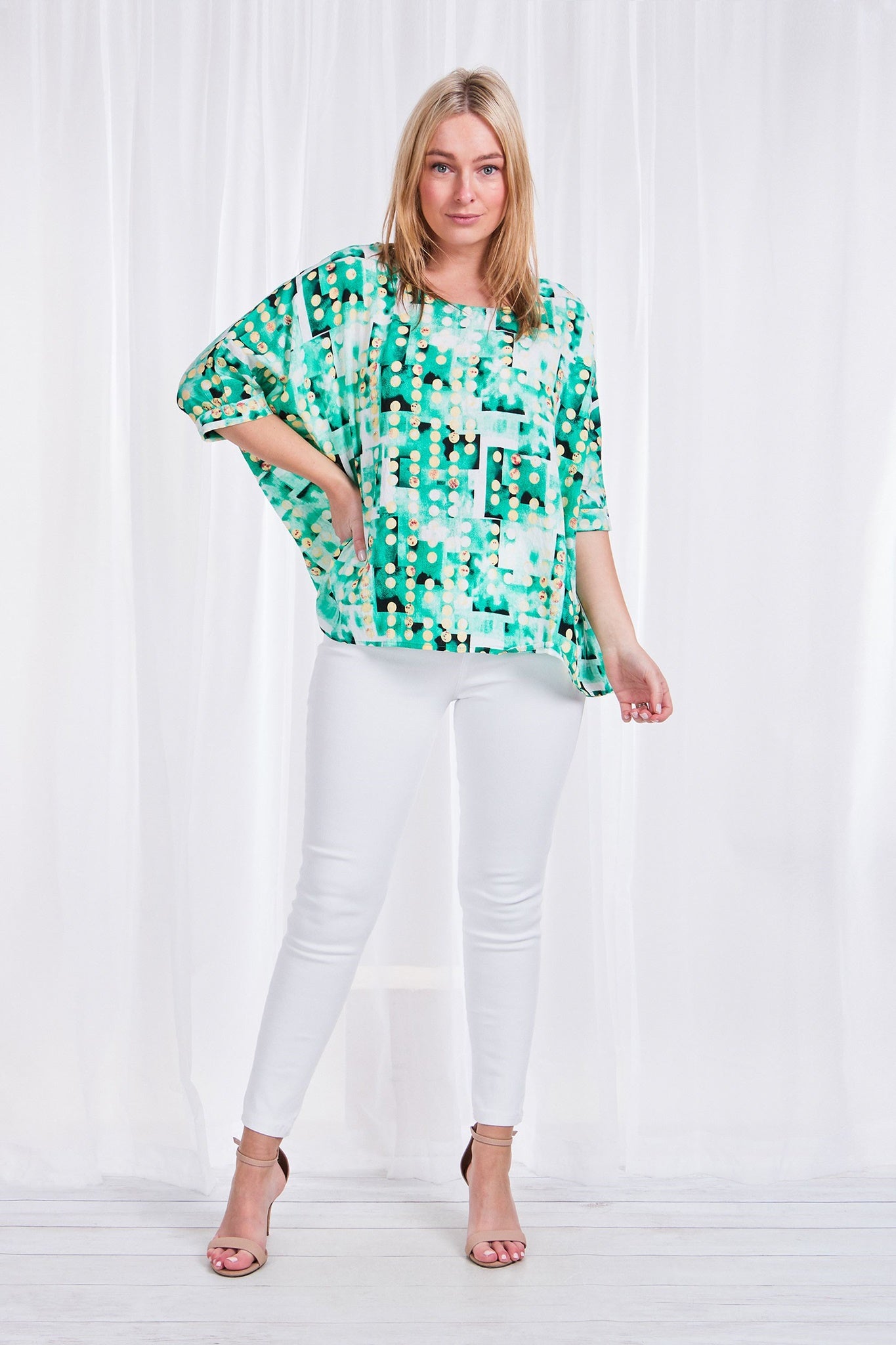 OVERSIZED PRINTED TOP