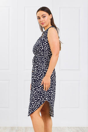 SLEEVELESS ANIMAL PRINT DRESS