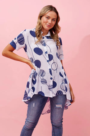 TRISH SHORT SLEEVE HI LOW HEM SHIRT